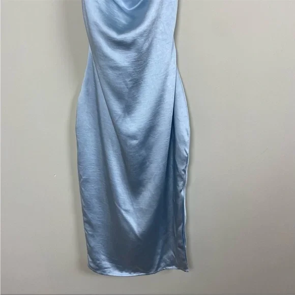 Superdown x Revolve Billie Drape Midi Dress Dusty Blue
Size XXS - Picture 7 of 10